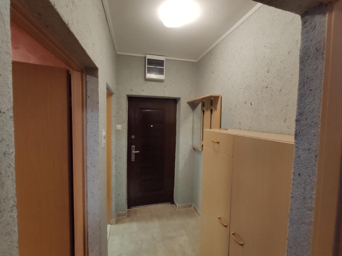 Modern Cozy Apartment Ni Eksteriør billede